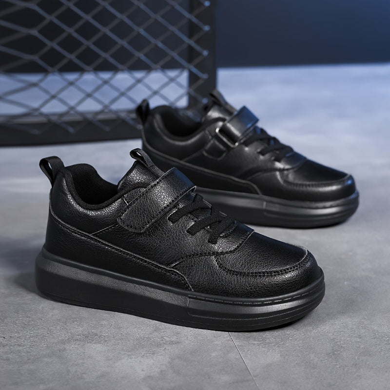 Kids Black Running Sneakers with Breathable Mesh Upper and Lightweight EVA Midsole, Low-Top Athletic Shoes for Daily Play and Casual Outings