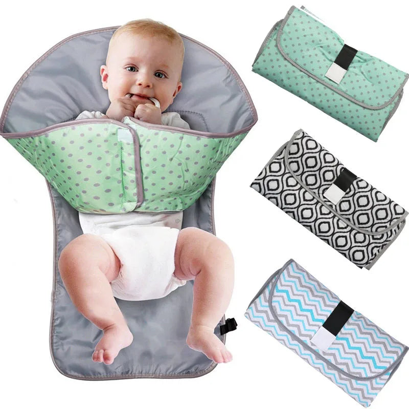 Portable Diaper Changing Mat 64 x 70 cm in Oxford Fabric and Tarpaulin, Waterproof Foldable Baby Change Pad for Diaper Bags and Everyday Outings