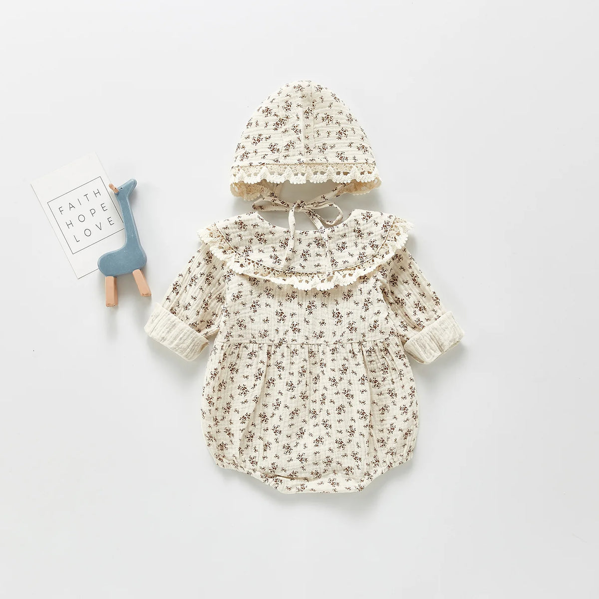 Baby Girl Floral Romper and Bonnet Set, Long Sleeve One-Piece Outfit with Decorative Collar and Snap Bottom for Infant Photos and Fall Outings