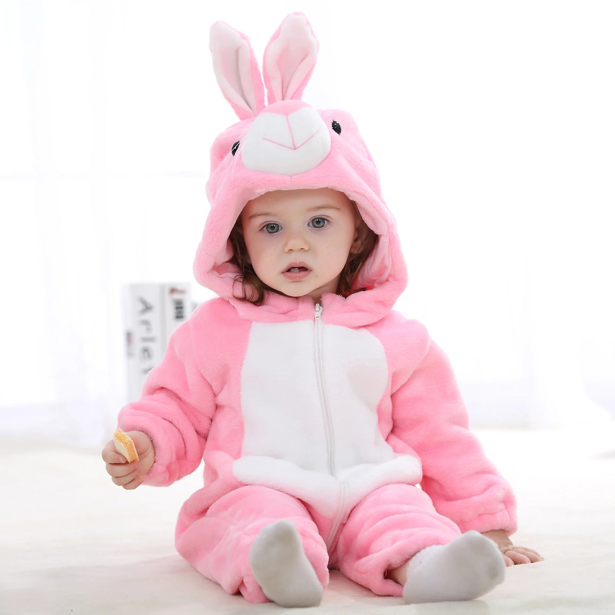 Animal Kigurumi Costume for Babies and Toddlers, Hooded Flannel Jumpsuit with Long Sleeves for Halloween Dress-Up and Family Photos