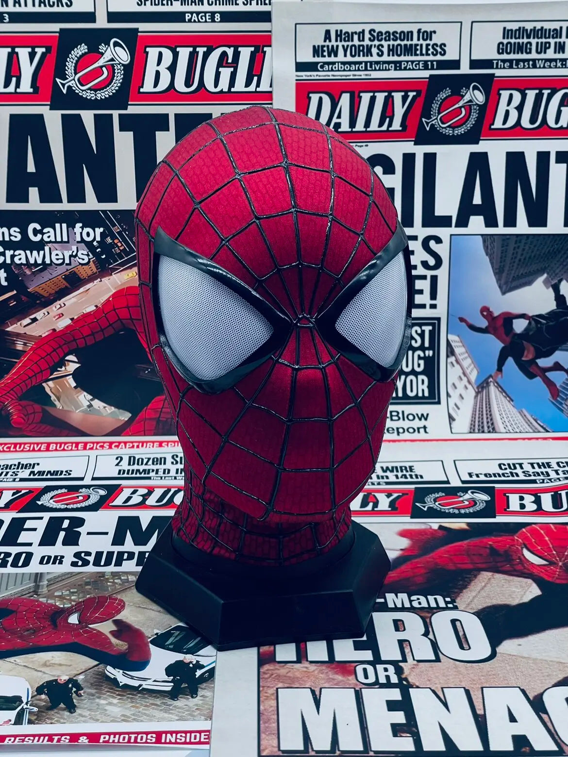 Spider-Man Cosplay Mask, Handmade Garfield-Version Inspired Collectible for Costume Photos, Halloween Events and Superhero Fan Birthday Gifts