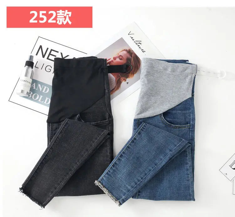 Maternity Denim Jeans with Over-Belly Panel, Blue Pregnancy Pants with Frayed Hem Styling, M-2XL Options for Everyday Casual Outfits