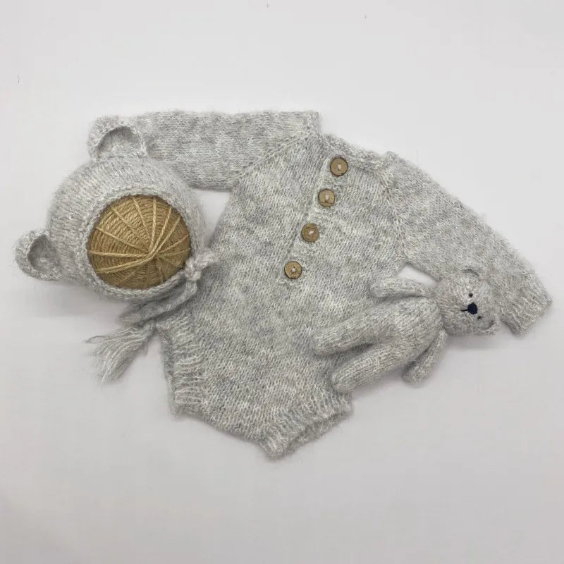 Newborn Bear Photography Outfit with Long Sleeve Knitted Romper and Bear Ear Bonnet, Optional Knit Toy for Baby Boys and Girls Portrait Sessions