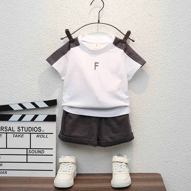 Baby Boys Colorblock T-Shirt and Pocket Shorts Set with Letter F Print, Two-Piece Cotton Summer Outfit for Infants and Toddlers, 9M–5T