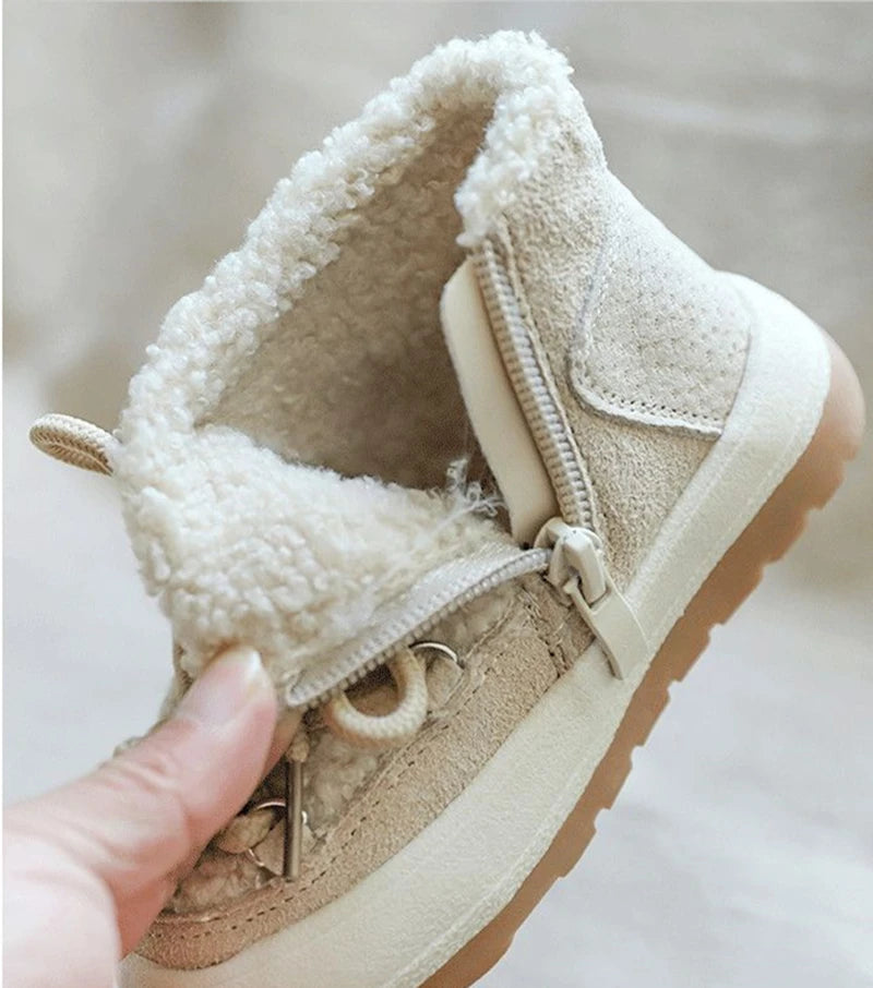 Toddler Plush Panel Lace-Up Boots with Rubber Soles and Cozy Cuffs, Beige, Black or Pink Winter Ankle Shoes for Boys and Girls, 12-15.5 cm Insoles