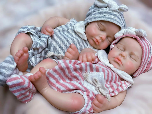 Solid Silicone Reborn Doll, LouLou Sleeping Boy or Girl with Open-Mouth Design, Painted Bald Head, Outfit and Bottle, 31–33 cm
