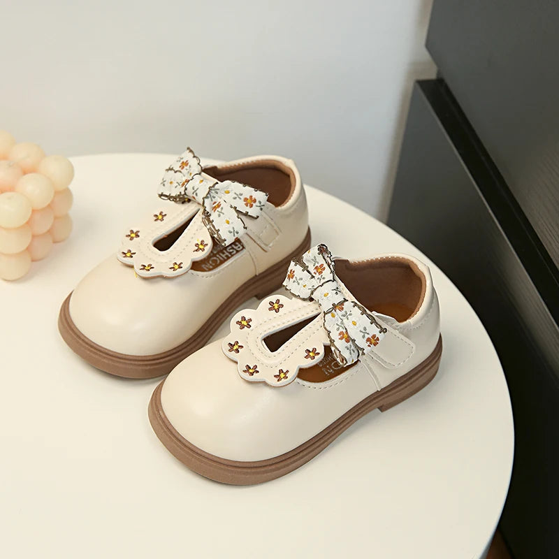 Girls Floral Bow T-Strap Shoes with Scalloped Flower Details and Round Toe, Black or Beige Dress Flats for School Outfits, Parties and Photos