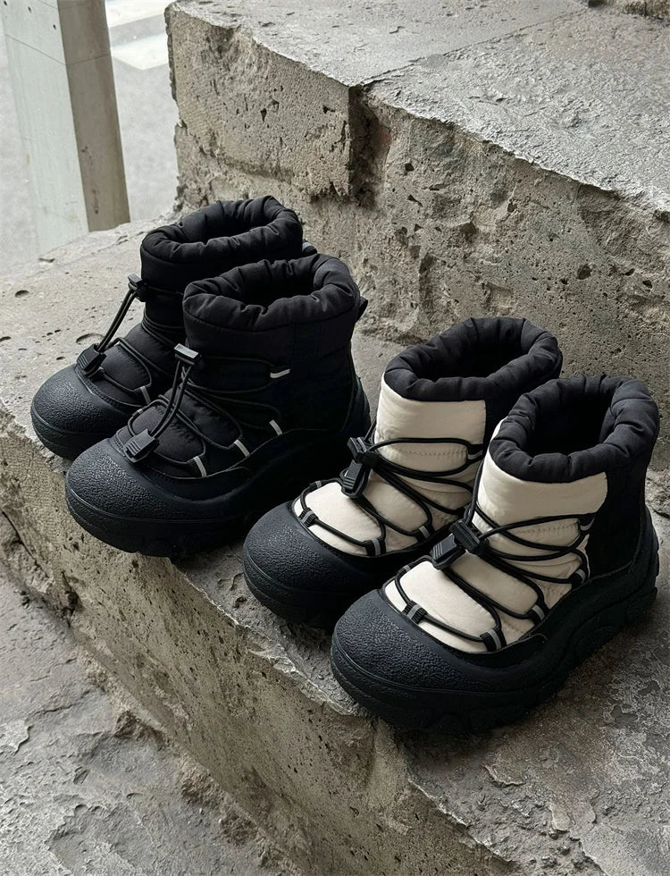 Kids Snow Boots with Toggle Laces, Warm Fur Lining and Rubber Soles for Boys and Girls, Winter Outdoor Shoes in EU Sizes 26-37
