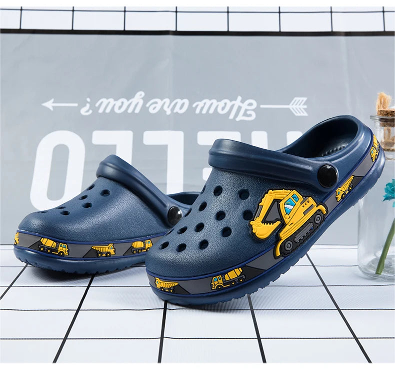 Dinosaur Kids Garden Clogs with Ventilation Holes and Pivoting Heel Strap, Closed-Toe Slip-On Summer Shoes for Boys and Girls Casual Outfits