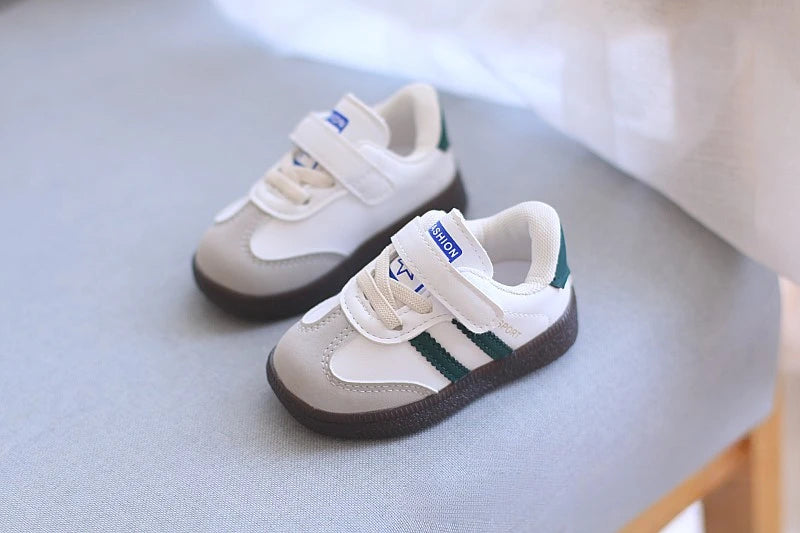 Toddler Twin Stripe Strap Sneakers with Faux PU Uppers and Lace Details, Black, Beige or Green Casual Shoes for Boys and Girls, 11.8-16 cm Inner Lengths