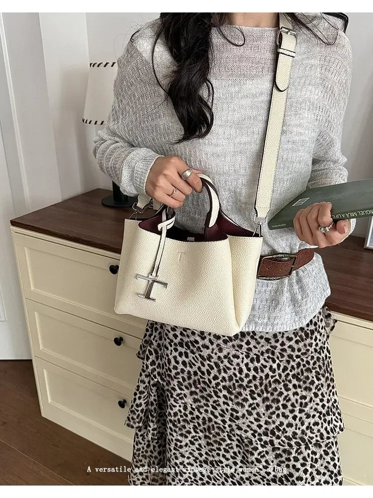 Diaper Tote Bag with Leather-Look Finish, Top Handles and Long Shoulder Strap, Vintage-Style Baby Essentials Handbag for Moms and Everyday Outings
