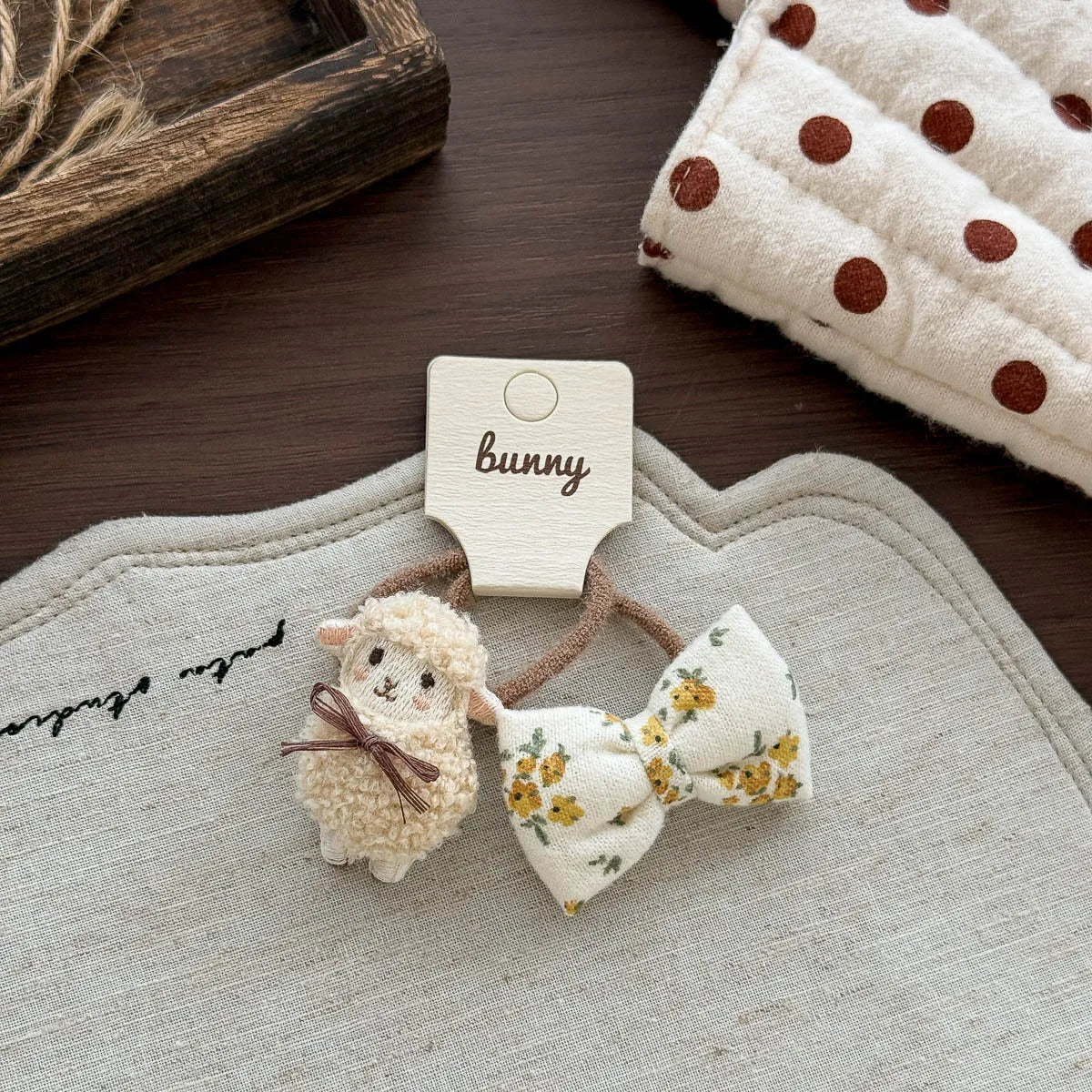 Sheep and Bow Hair Ties for Girls, 2-Piece Elastic Ponytail Holder Set with Cute Animal Detail in Beige, Coffee or Pink for Everyday Hairstyles