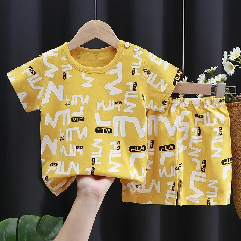 Toddler Cotton Shorts Set with Cartoon Print T-Shirt and Elastic Waist, Two-Piece Casual Baby Outfit in Contrast Colors for Everyday Summer Wear