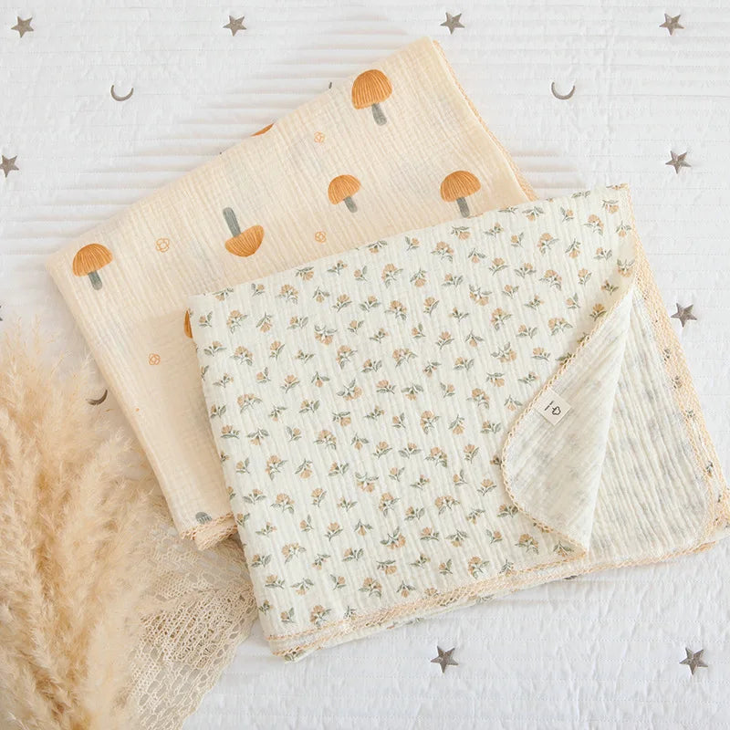 Large Muslin Baby Blanket, 150 x 120 cm Two-Layer Cotton Receiving Wrap with Floral Prints and Decorative Scalloped Edges for Supervised Cuddles