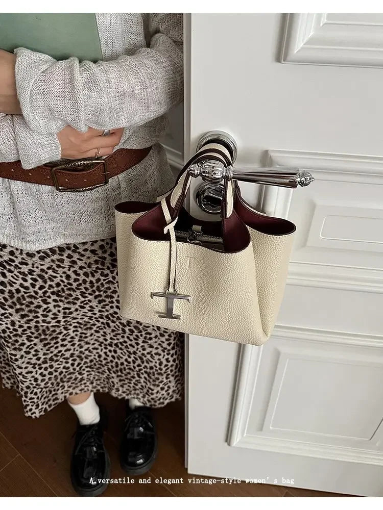 Diaper Tote Bag with Leather-Look Finish, Top Handles and Long Shoulder Strap, Vintage-Style Baby Essentials Handbag for Moms and Everyday Outings