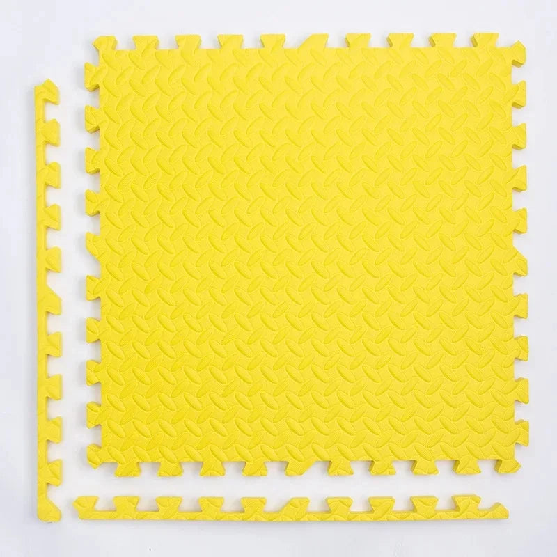Foam Gym Flooring Tiles with Interlocking Puzzle Edges, Textured EVA 30 cm Floor Mats for Home Workouts and Supervised Playroom Activities