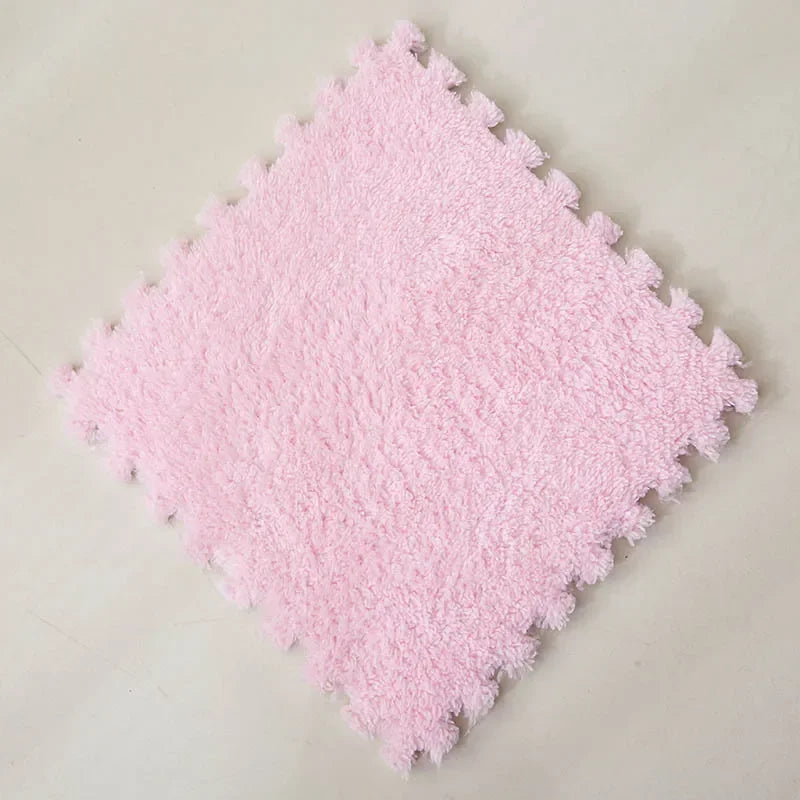 Plush Interlocking Foam Floor Mat with 30 cm Velvet-Topped EVA Tiles, 10 or 20 Pieces for Kids Rooms, Nursery Corners and Indoor Play Areas