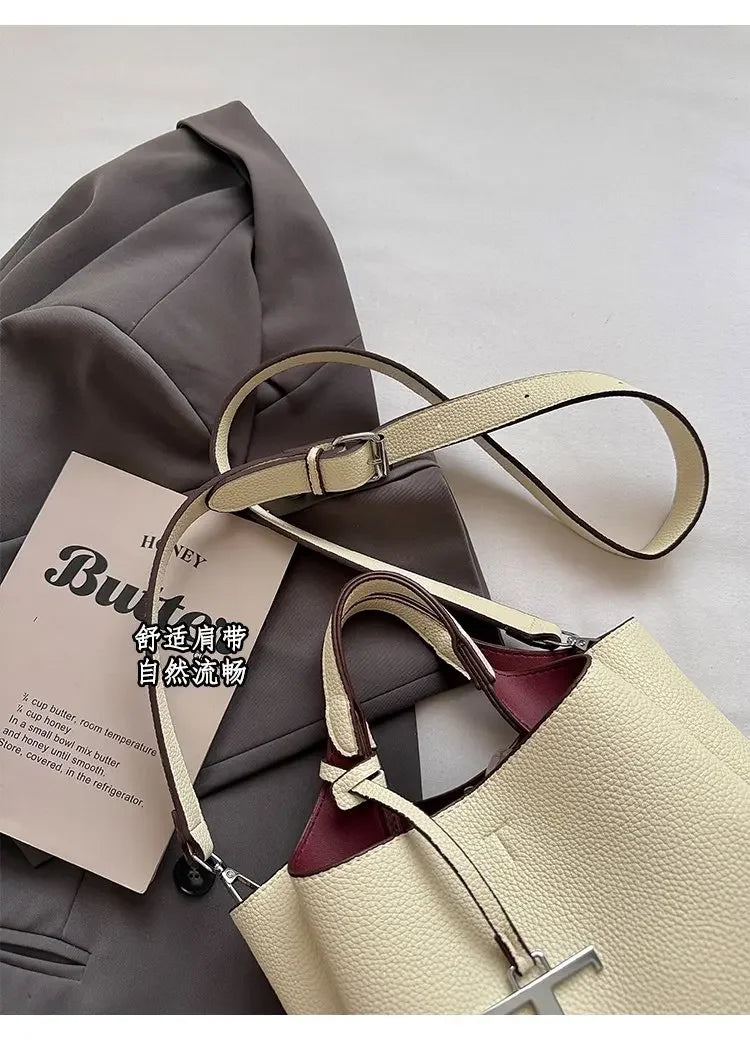 Diaper Tote Bag with Leather-Look Finish, Top Handles and Long Shoulder Strap, Vintage-Style Baby Essentials Handbag for Moms and Everyday Outings