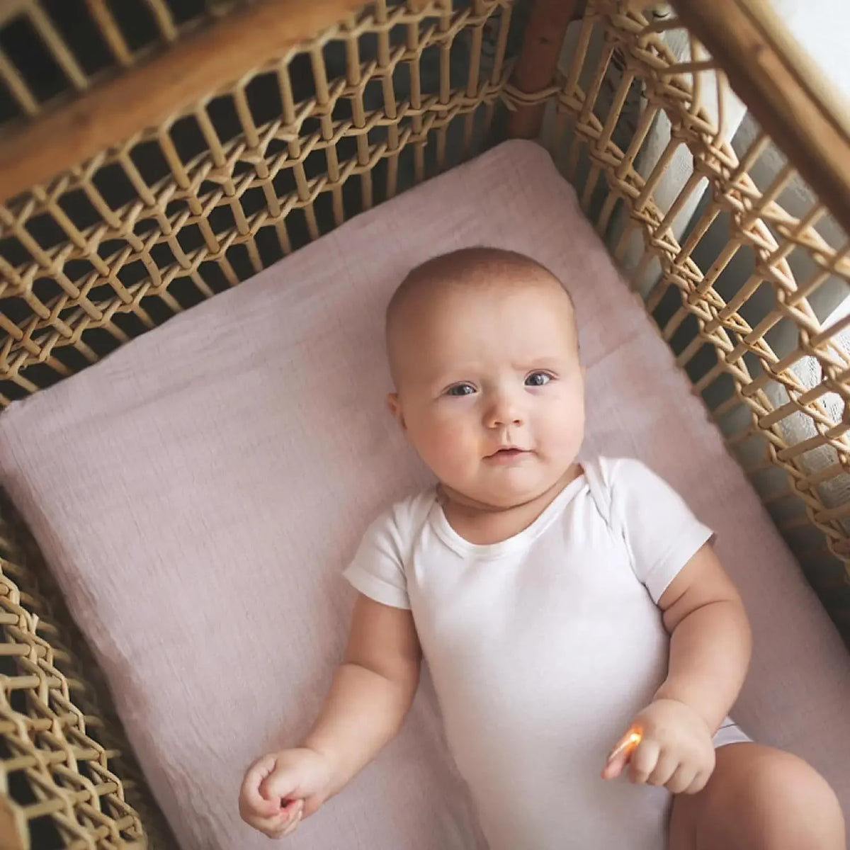 Cotton Bassinet Mattress Covers 2-Pack, Removable Washable Cradle Fitted Sheets with Textured Fabric for Compatible Nursery Mattresses