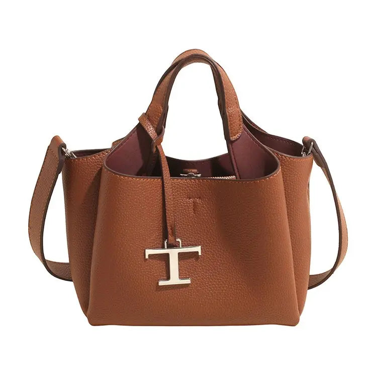 Diaper Tote Bag with Leather-Look Finish, Top Handles and Long Shoulder Strap, Vintage-Style Baby Essentials Handbag for Moms and Everyday Outings