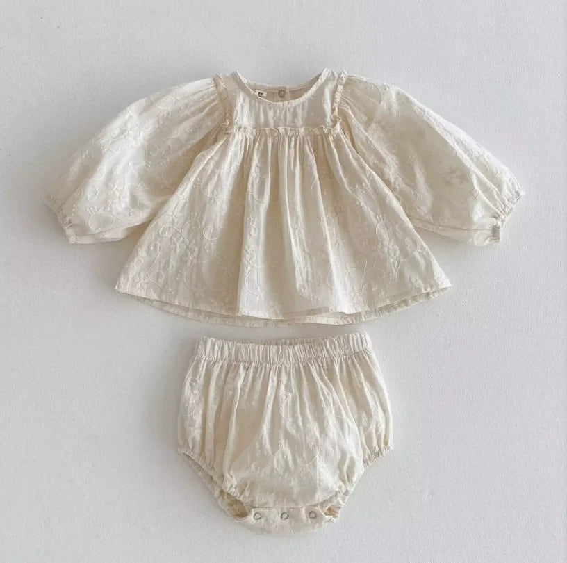 Baby Girl Bloomer Outfit Set with Vintage Lace Embroidery, Long Sleeve Cotton Top and Matching Shorts for Infants and Toddlers