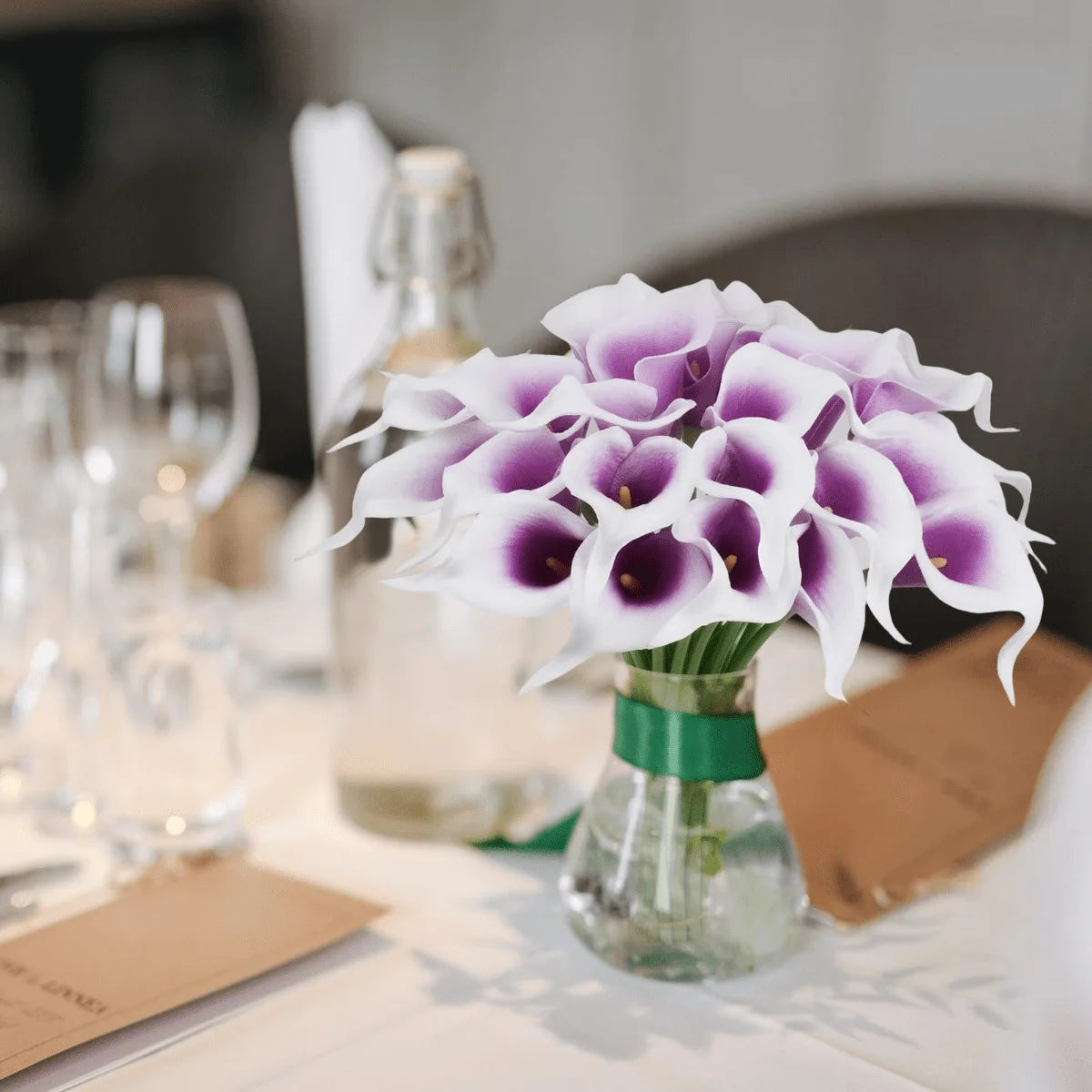 Artificial Calla Lily Flowers for Bridal Bouquets, Faux Floral Stems in Burgundy, Light Purple or White for Wedding and Home Table Decor