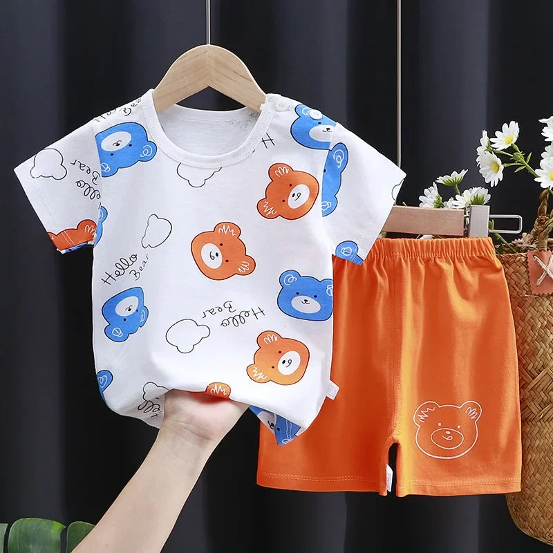 Toddler Cotton Shorts Set with Cartoon Print T-Shirt and Elastic Waist, Two-Piece Casual Baby Outfit in Contrast Colors for Everyday Summer Wear