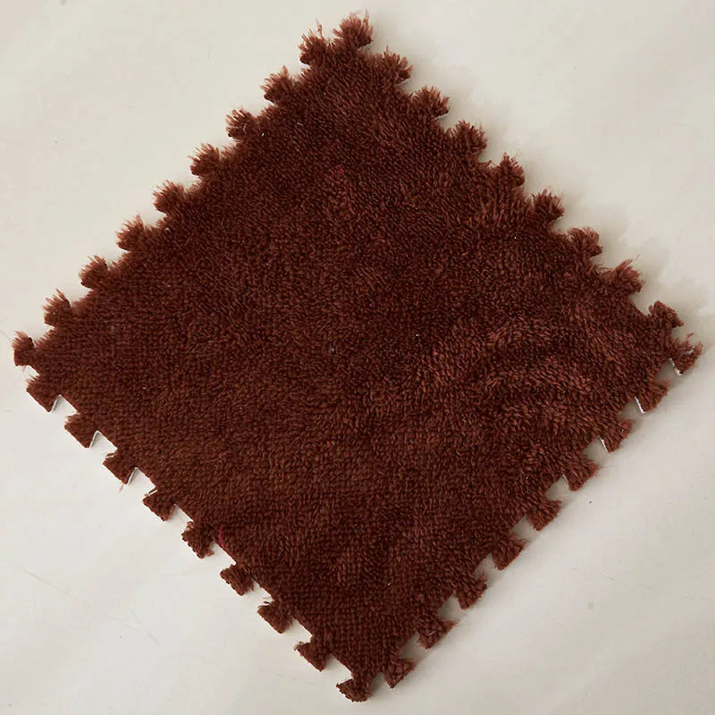 Interlocking Carpet Floor Tiles, Plush 30 cm EVA Foam Puzzle Squares with 1 cm Cushioning for Nursery Corners and Kids Indoor Playrooms