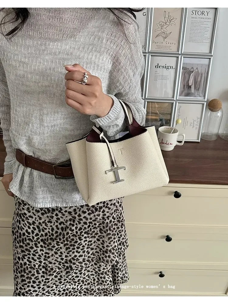 Diaper Tote Bag with Leather-Look Finish, Top Handles and Long Shoulder Strap, Vintage-Style Baby Essentials Handbag for Moms and Everyday Outings