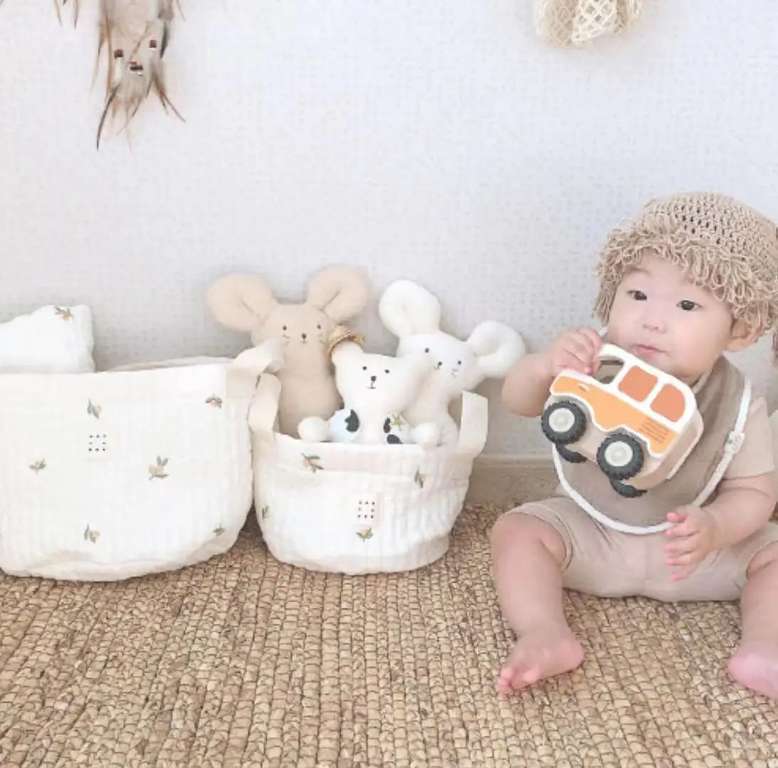 Diaper Storage Basket with Cute Bear Embroidery and Carry Handles, Quilted Nursery Organizer for Newborn Diapers, Toys and Baby Essentials