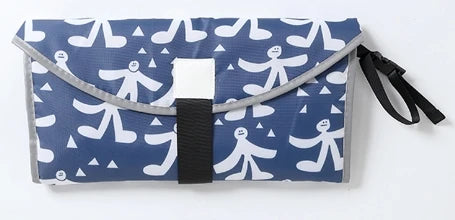 Portable Diaper Changing Mat 64 x 70 cm in Oxford Fabric and Tarpaulin, Waterproof Foldable Baby Change Pad for Diaper Bags and Everyday Outings