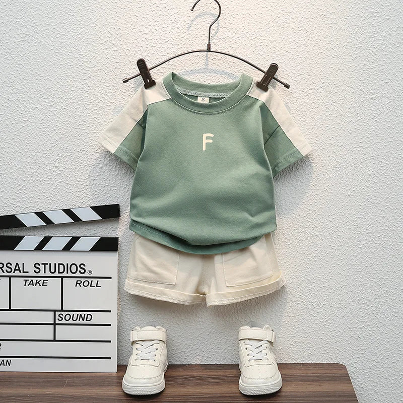 Baby Boys Colorblock T-Shirt and Pocket Shorts Set with Letter F Print, Two-Piece Cotton Summer Outfit for Infants and Toddlers, 9M–5T