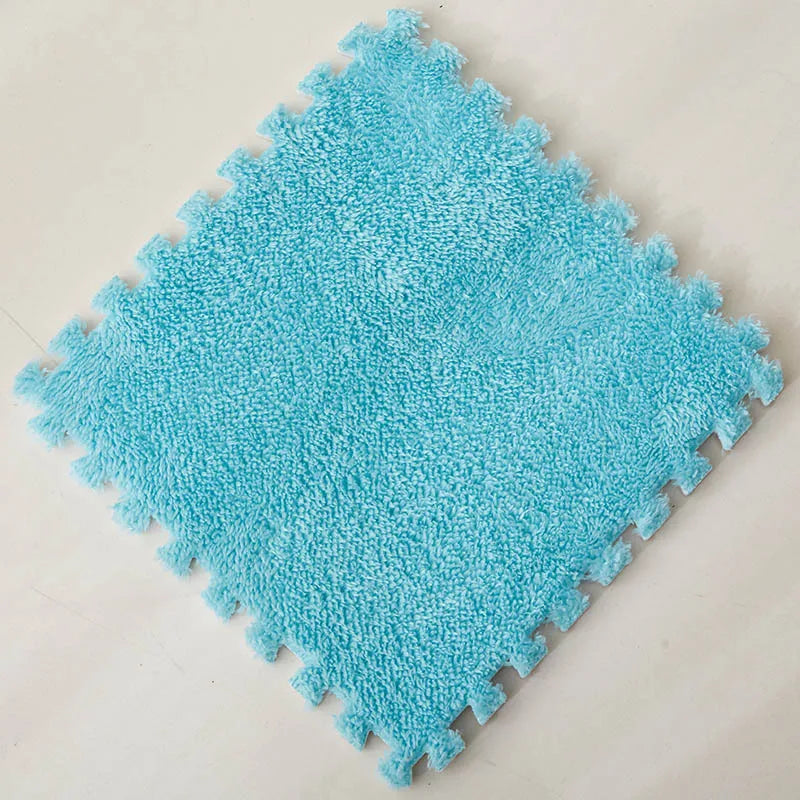Interlocking Carpet Floor Tiles, Plush 30 cm EVA Foam Puzzle Squares with 1 cm Cushioning for Nursery Corners and Kids Indoor Playrooms