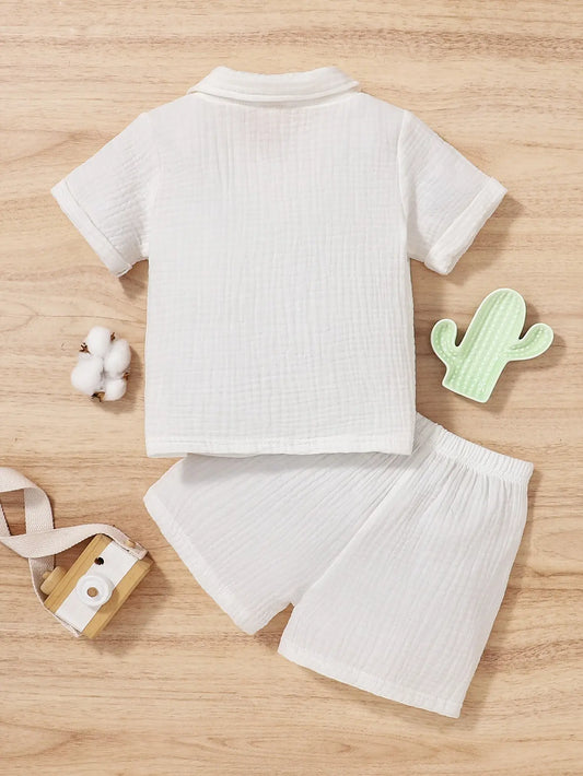 Baby Cotton Shirt and Shorts Set in White with Turn-Down Collar, Short Sleeves and Button Front, Two-Piece Summer Outfit for Boys and Girls