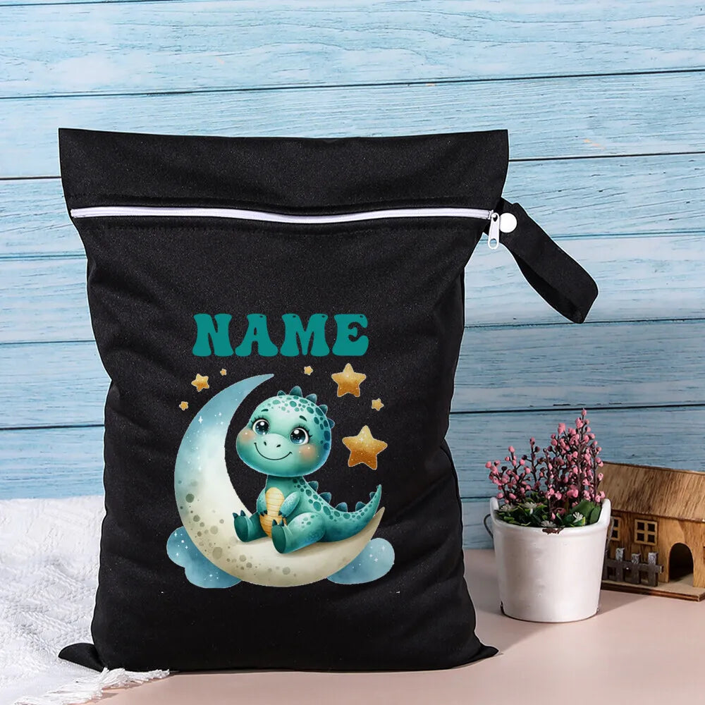 Dinosaur Wet Bag with Personalized Name Design, 40 x 28 cm Polyester Diaper Storage Pouch with Waterproof Membrane for Swimwear and Kids Essentials