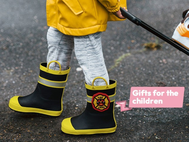 Pull-Handle Kids Rain Boots in PVC, Rainbow Unicorn and Other Color Options with Cartoon Details and Anti-Slip Sole for Toddler to Big Kid Rainy-Day Outings