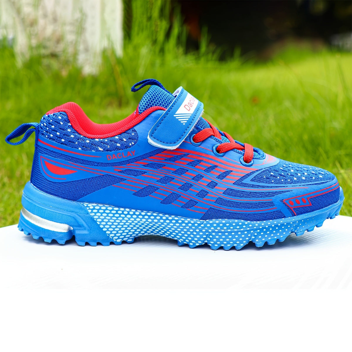 Boys Hook-and-Loop Sneakers in Blue, Breathable Low-Top Sport-Style Shoes with Geometric Pattern for Little Kid and Big Kid Casual Outings