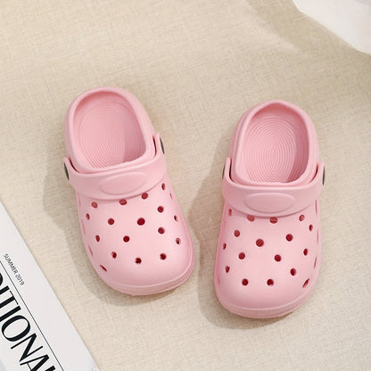 Perforated Kids Clogs with Thick EVA Sole, Lightweight Round-Toe Slip-On Shoes for Boys and Girls in Five Colors for Indoor and Outdoor Casual Wear