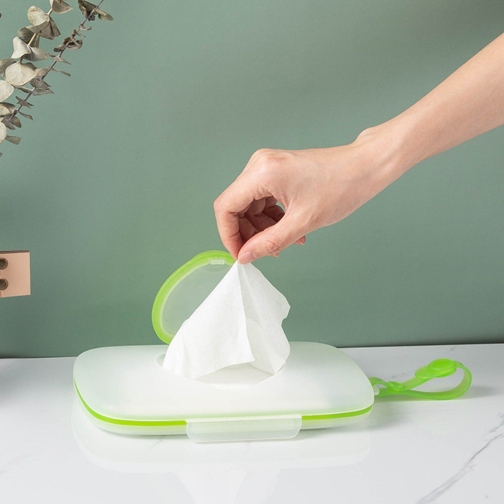 Heart-Shaped Compact Wipes Dispenser with Transparent Lid, Portable Single Wet Wipe Holder with Ergonomic Handle – Ideal for Face Masks, Baby Wipes & Travel Essentials, Available in Various Colors