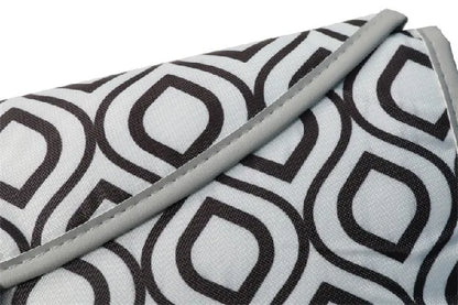 Portable Diaper Changing Mat 64 x 70 cm in Oxford Fabric and Tarpaulin, Waterproof Foldable Baby Change Pad for Diaper Bags and Everyday Outings