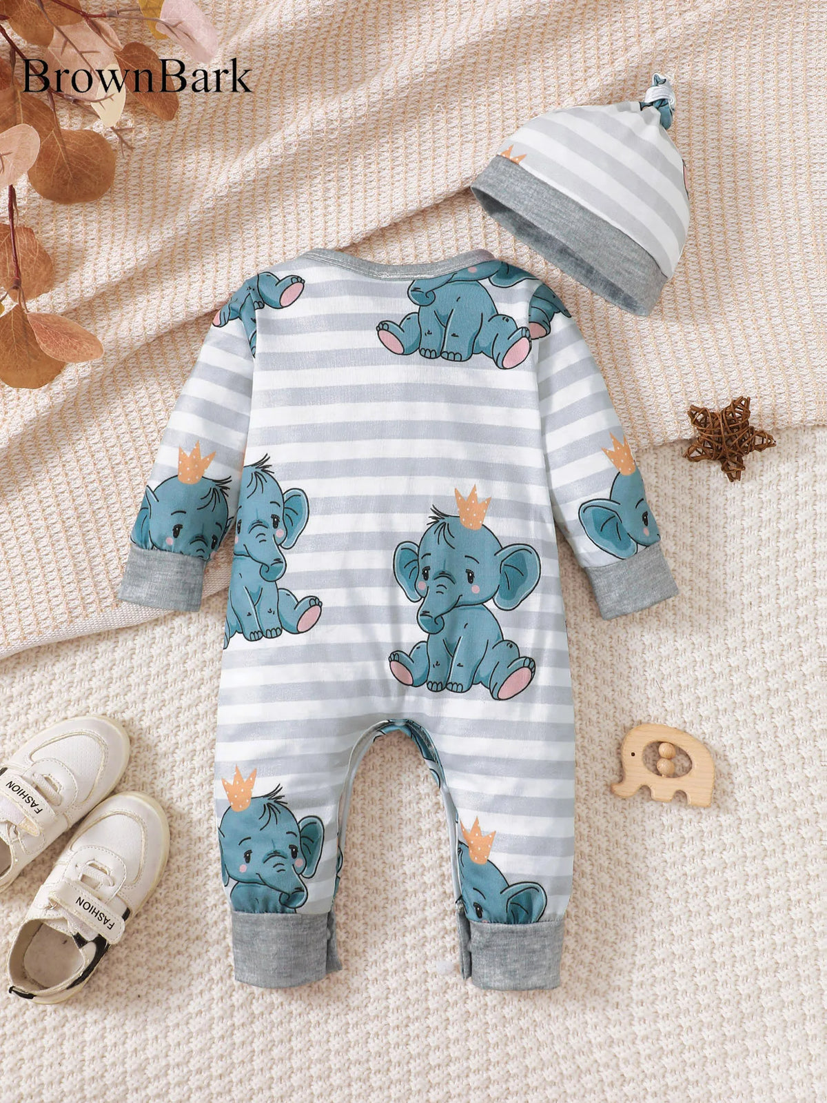 Bear Print Infant Romper with Long Sleeves and Front Fastenings, Contrast Trim and Footless Cuffs for Everyday Baby Outfits, Sizes 1-18 Months