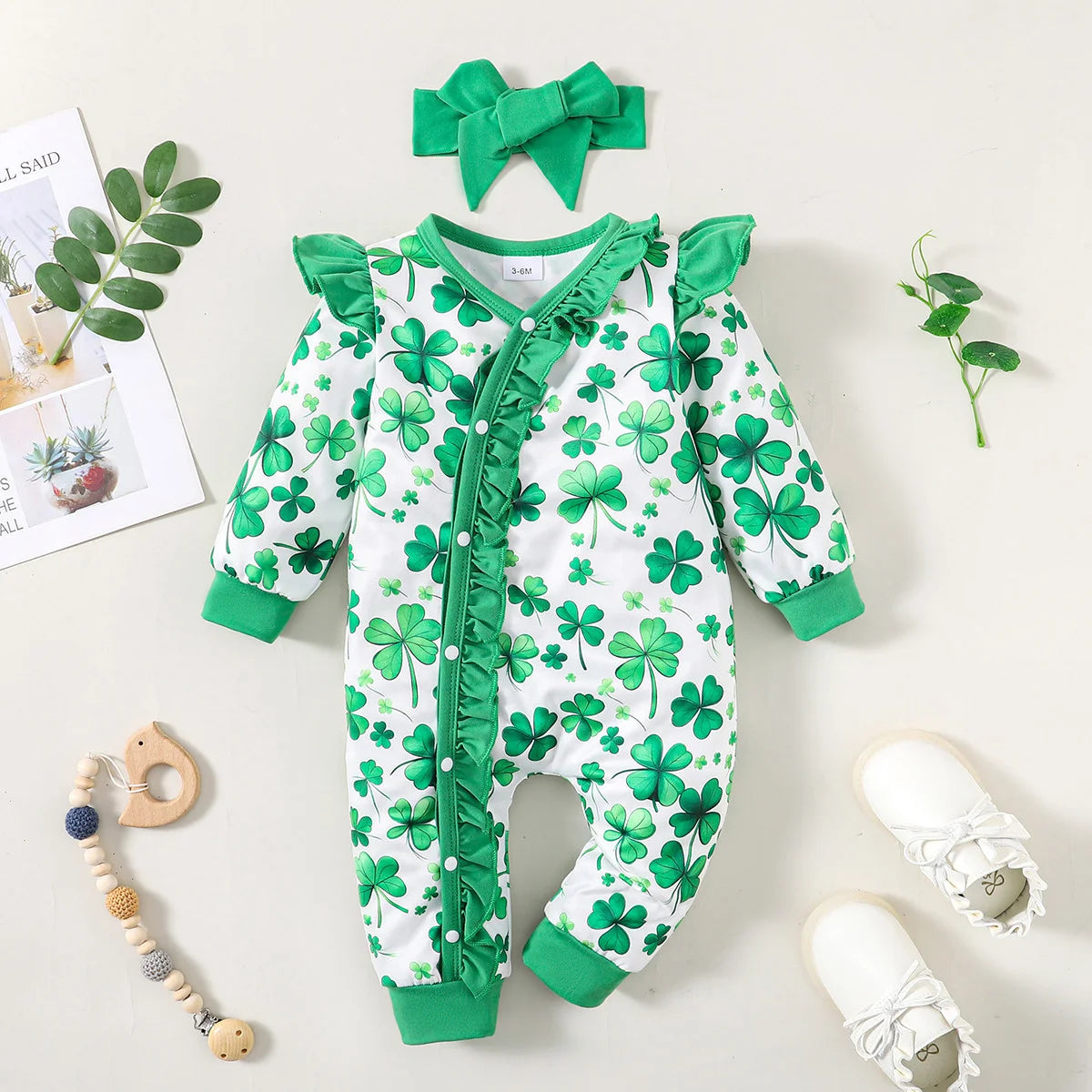 Bear Print Infant Romper with Long Sleeves and Front Fastenings, Contrast Trim and Footless Cuffs for Everyday Baby Outfits, Sizes 1-18 Months