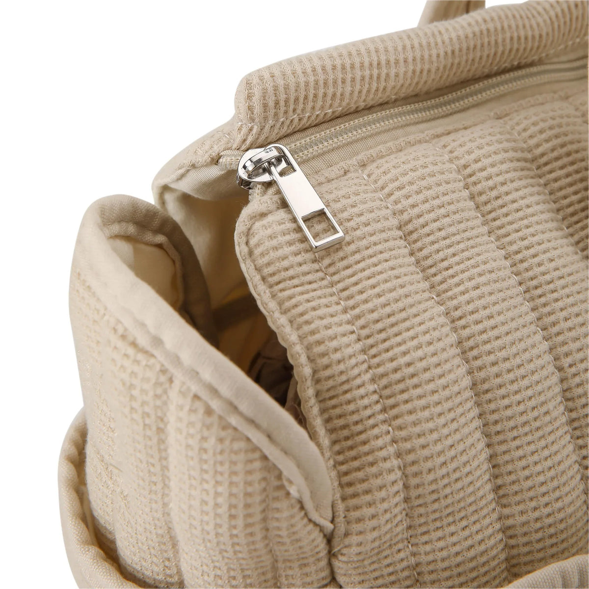 Textured Diaper Tote Bag with Zipper Closure, Interior Organizer Pockets and Carry Handles, Solid Color Baby Essentials Bag for Everyday Outings