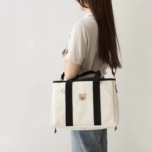 Diaper Tote Bag with Bear Motif, Carry Handles and Shoulder Strap, Baby Essentials Handbag for Moms and Dads, Everyday Outings and Nursery Organization