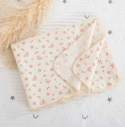 Large Muslin Baby Blanket, 150 x 120 cm Two-Layer Cotton Receiving Wrap with Floral Prints and Decorative Scalloped Edges for Supervised Cuddles