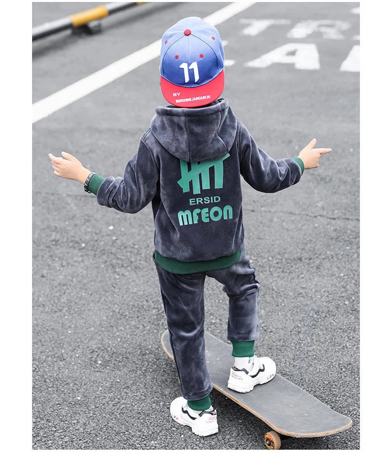 Boys Winter Tracksuit Set with Velvet-Texture Zip-Up Hooded Jacket and Matching Pants, 2-Piece Polyester Outfit for Ages 3-10