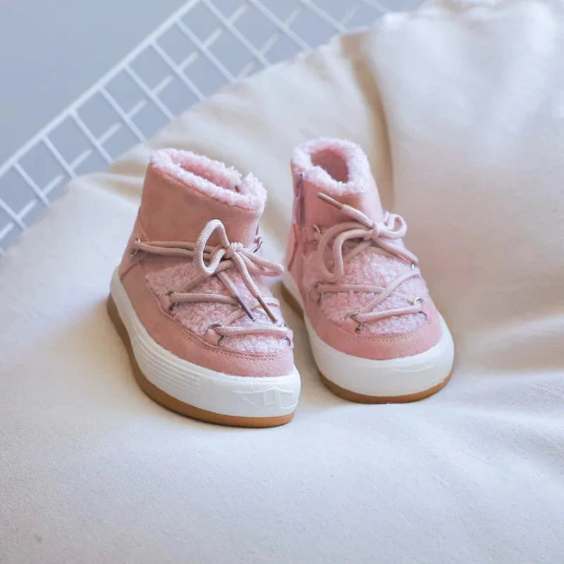 Toddler Plush Panel Lace-Up Boots with Rubber Soles and Cozy Cuffs, Beige, Black or Pink Winter Ankle Shoes for Boys and Girls, 12-15.5 cm Insoles