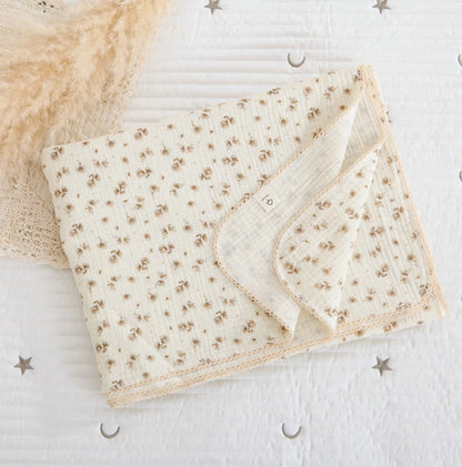 Large Muslin Baby Blanket, 150 x 120 cm Two-Layer Cotton Receiving Wrap with Floral Prints and Decorative Scalloped Edges for Supervised Cuddles
