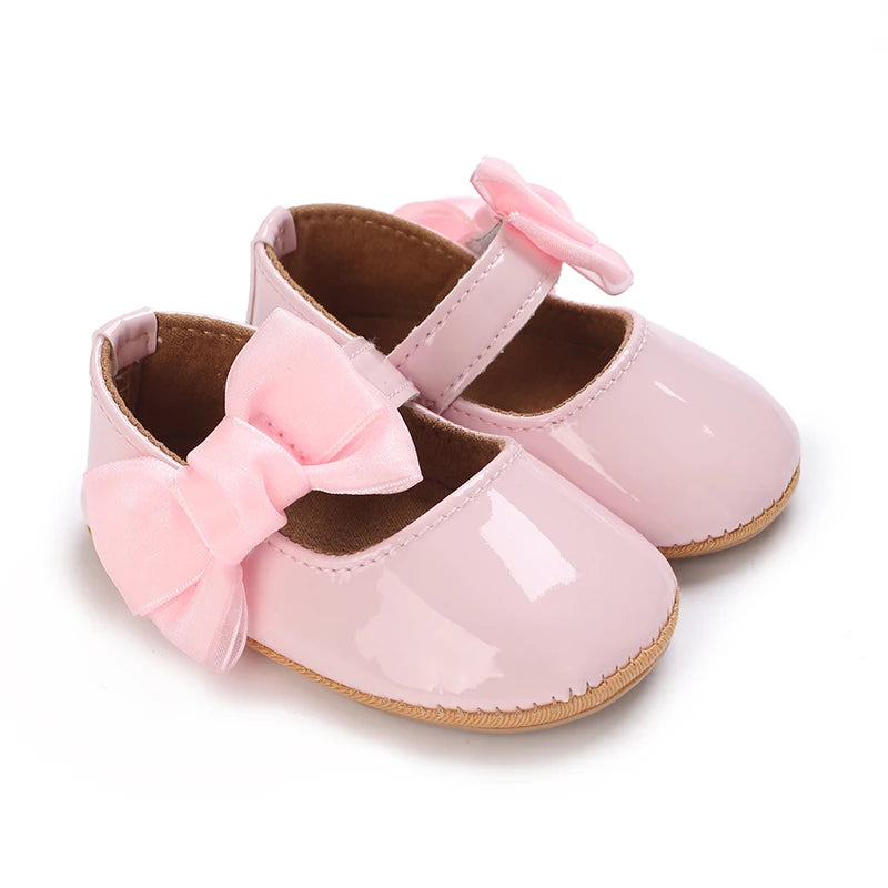 Baby Girl Mary Jane Shoes with Bow Detail and Glossy Finish, Round-Toe Infant Dress Flats for Spring Outfits, Parties and Photos, 0-18 Months