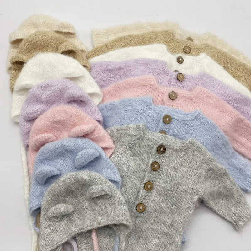 Newborn Bear Photography Outfit with Long Sleeve Knitted Romper and Bear Ear Bonnet, Optional Knit Toy for Baby Boys and Girls Portrait Sessions